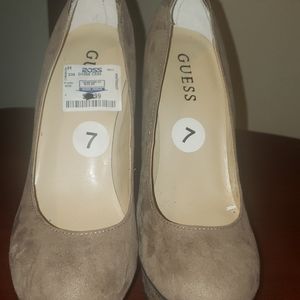 Brand New Guess Heels